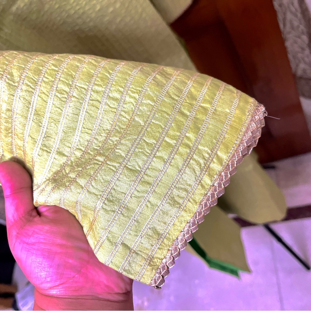 Brand New!TruBrowns Pure Silk English Green Kurta;Beautiful Parrot Green Lining - Picture 11 of 13